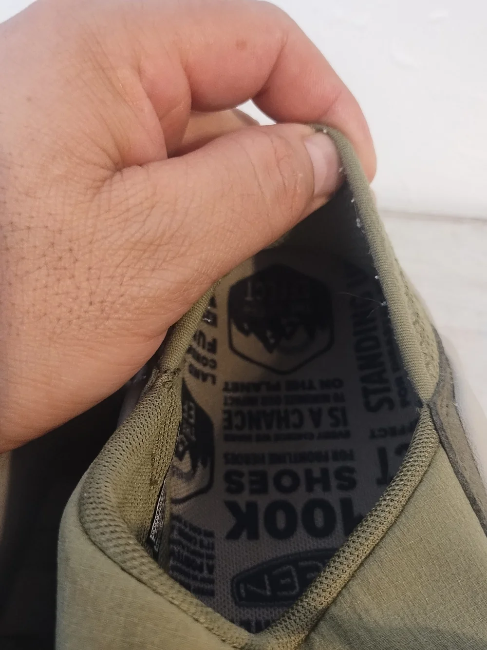 KEEN hypowser crushback slip on shoes martini olive men's size 9.5 good conditio